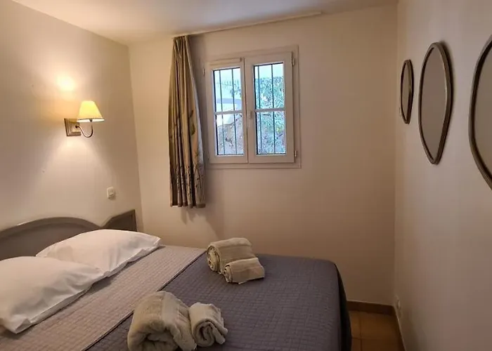 Eden Lou, L'appart Climatise Avec Vue Exceptionnelle Sur Saint Tropez גרימו